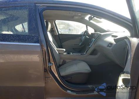 2014 Chevrolet Volt z USA, uszkodzony, nr VIN 1G1RD6E4XEU118530